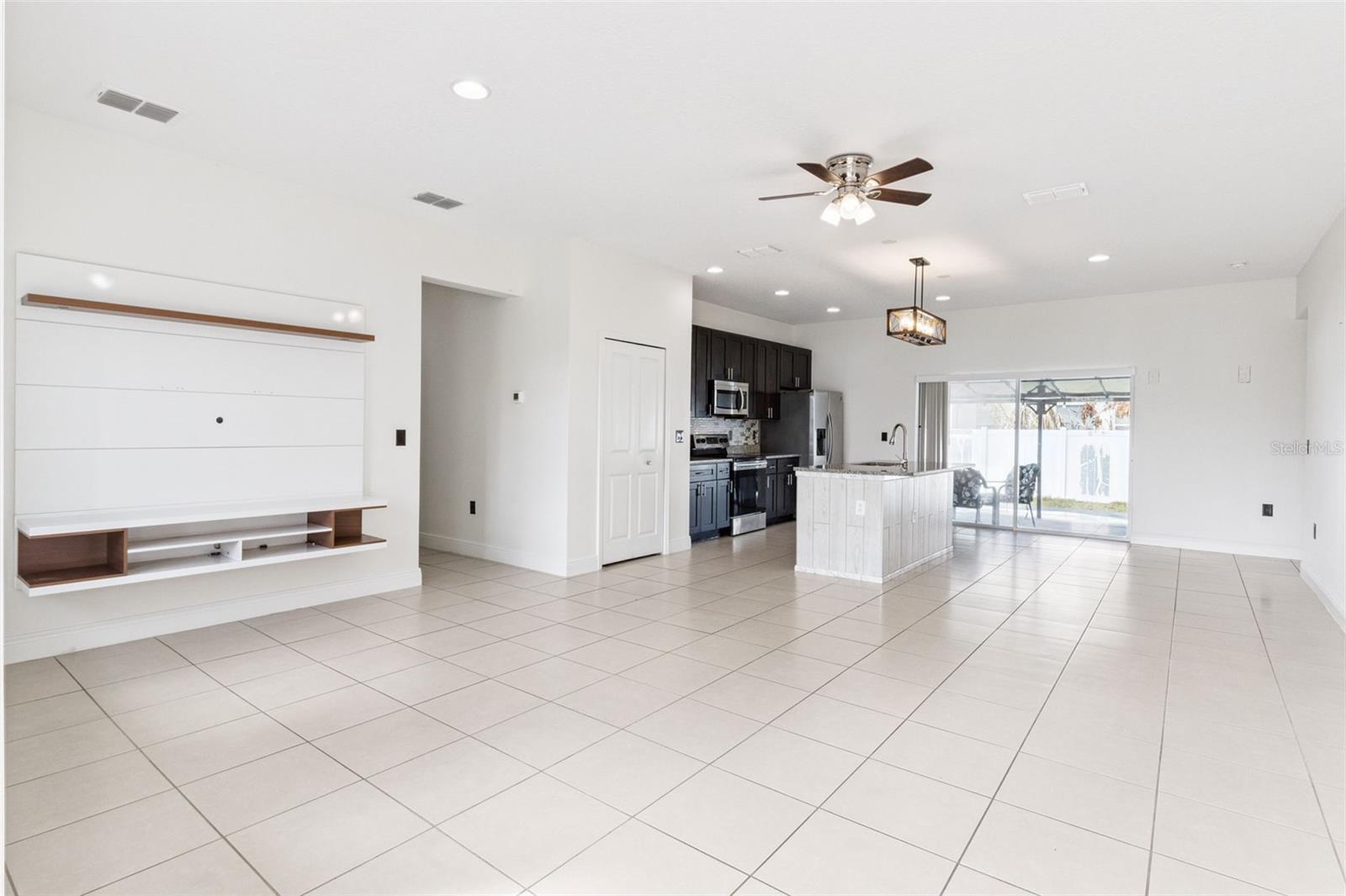 POINCIANA NBRHD 03 VILLAGE 03 - Residential