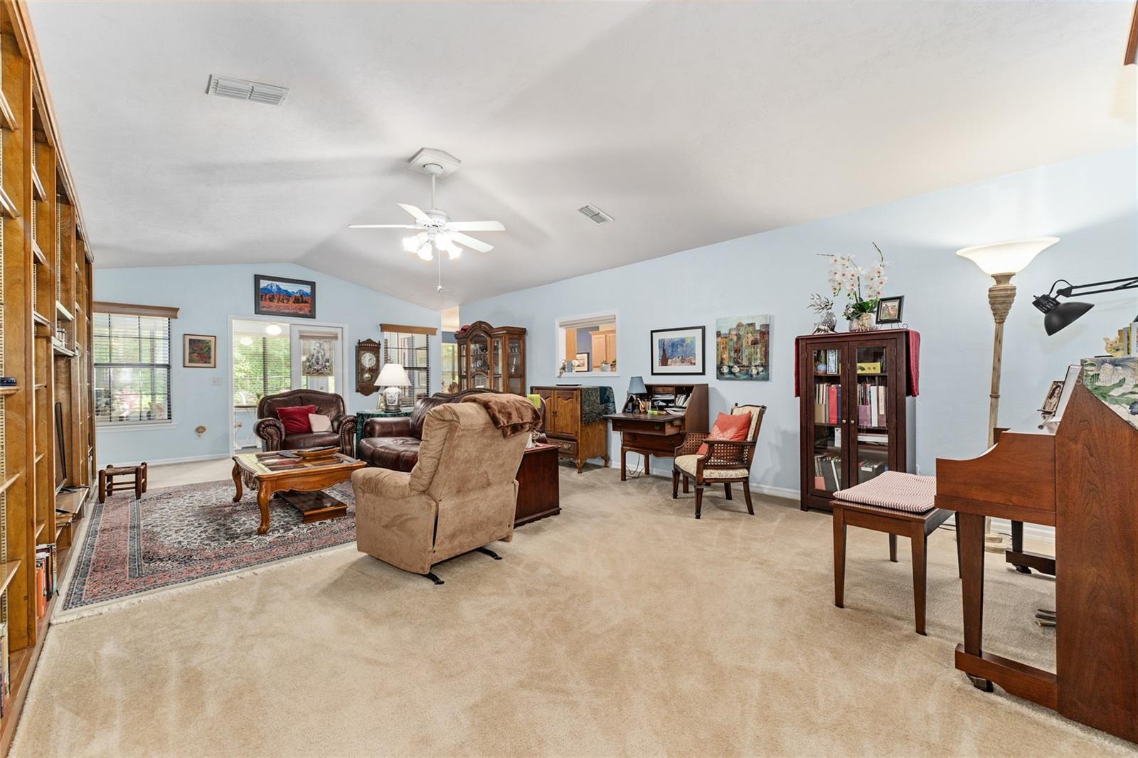 10922 PALMETTO BOULEVARD