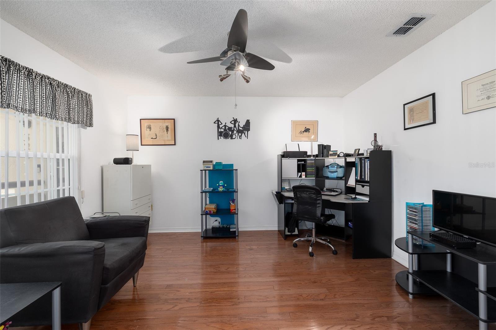 MILLPOND TRACE CONDO - Residential