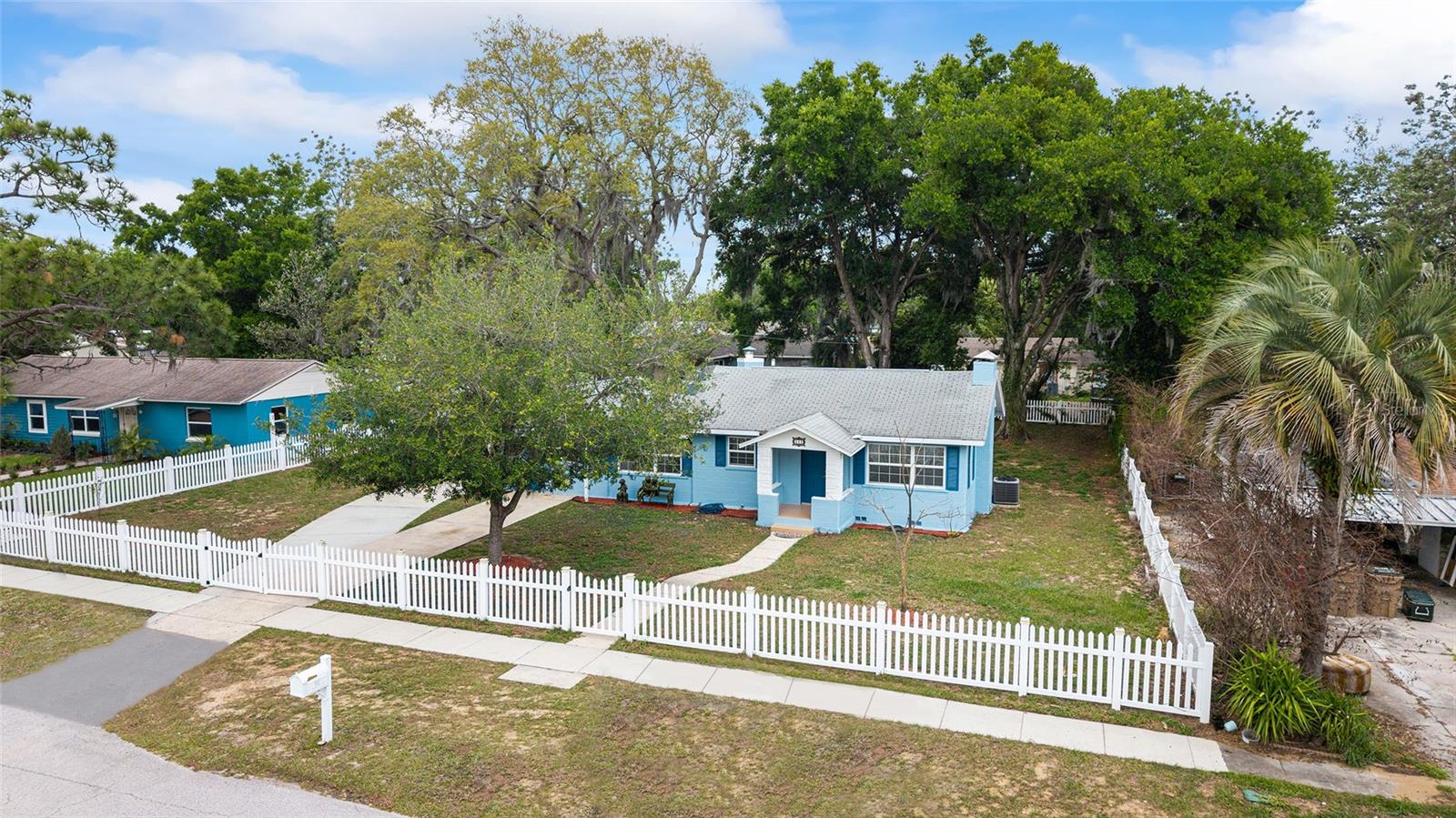 LYNNHURST - Residential