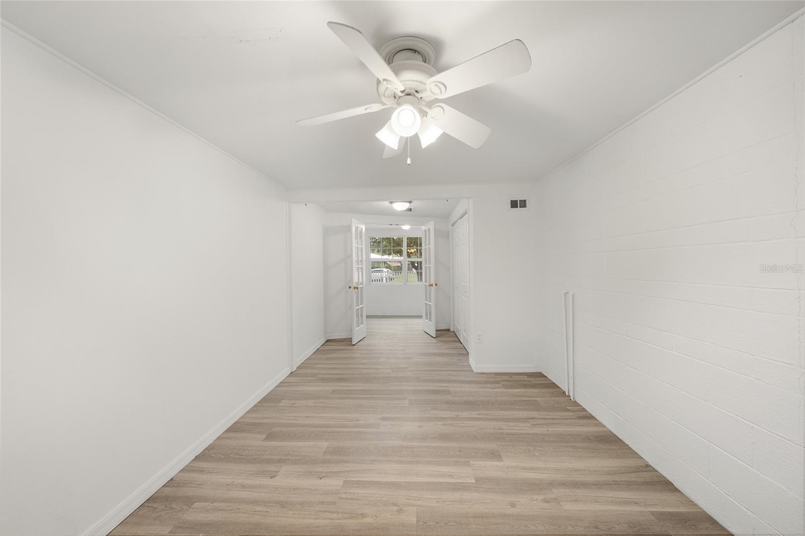 LYNNHURST - Residential