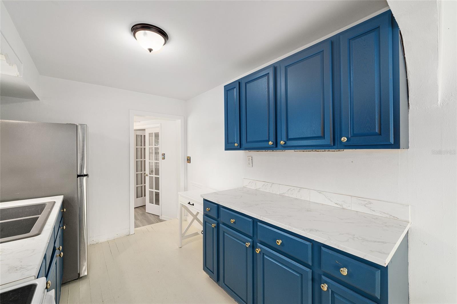 LYNNHURST - Residential