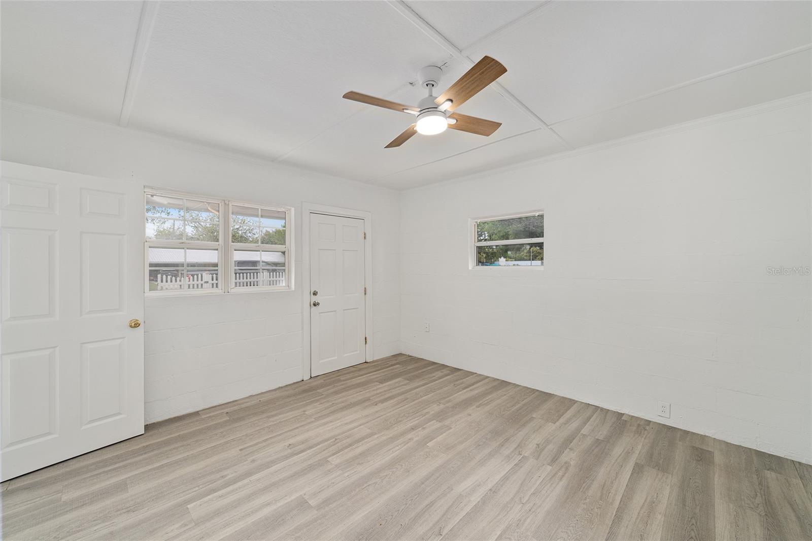 LYNNHURST - Residential