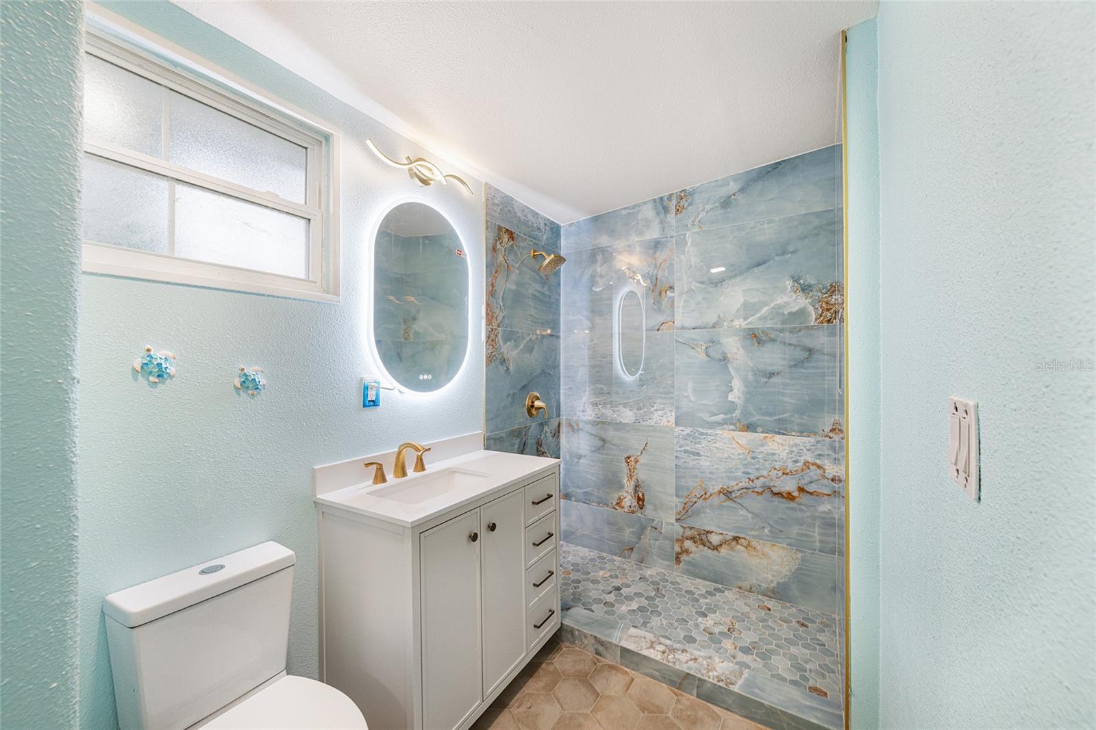 LYNNHURST - Residential