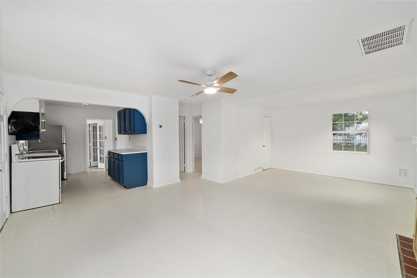 LYNNHURST - Residential