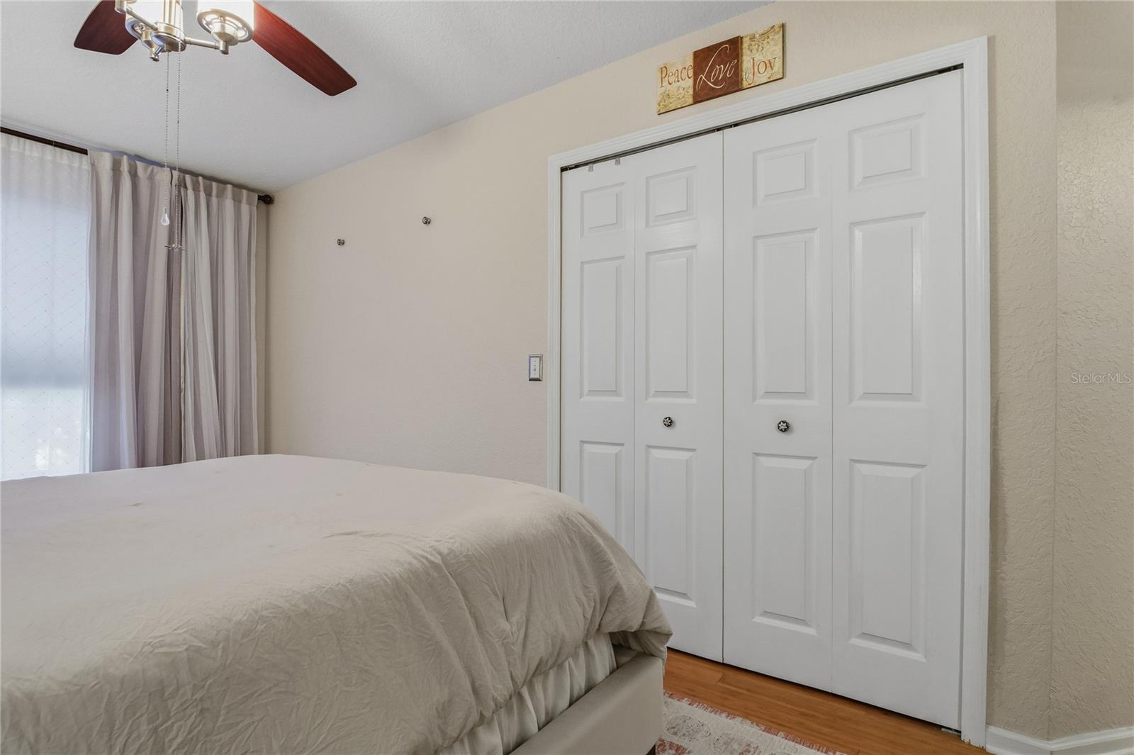 EMERALD POINTE TWNHMS AT TA - Residential