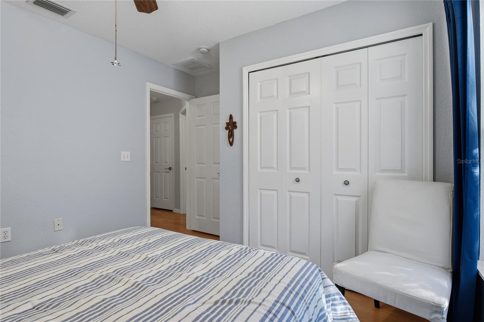 EMERALD POINTE TWNHMS AT TA - Residential