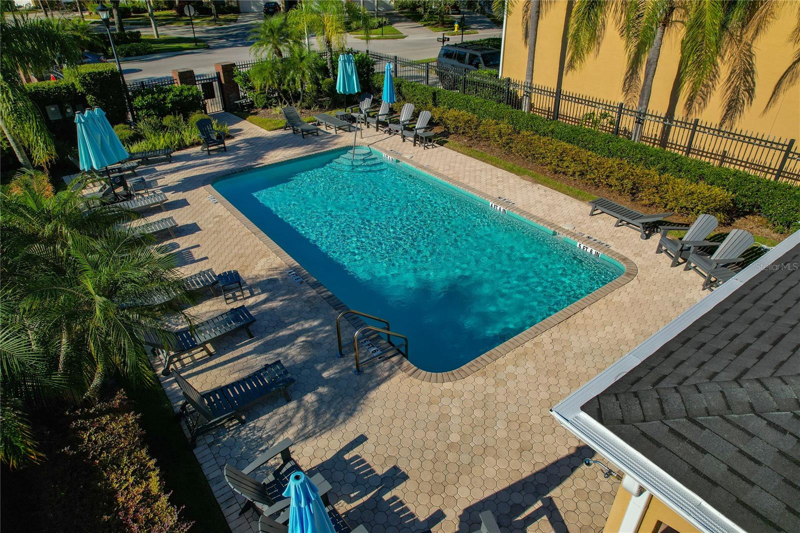 EMERALD POINTE TWNHMS AT TA - Residential