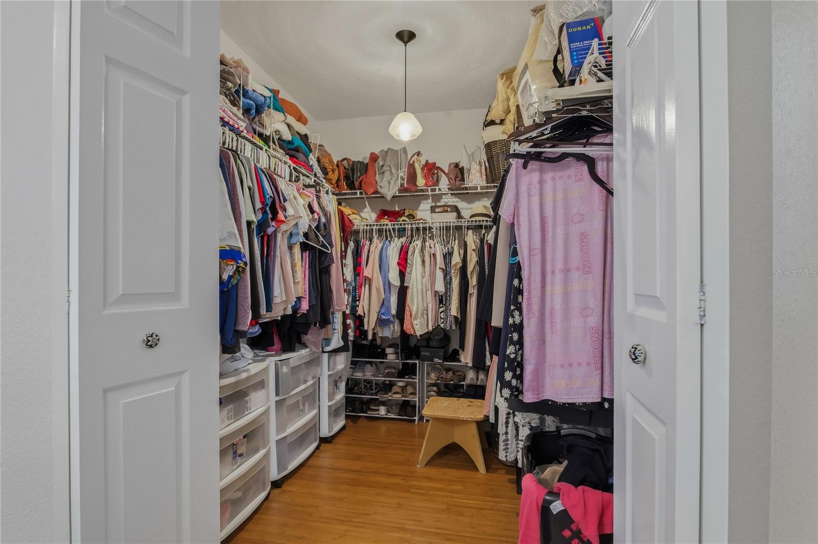 EMERALD POINTE TWNHMS AT TA - Residential