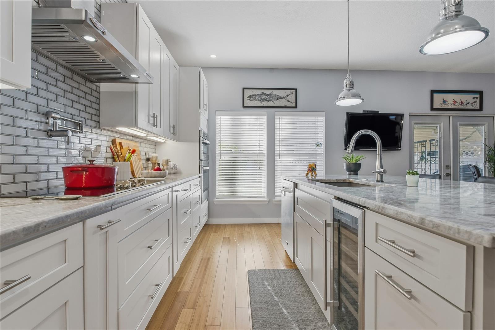 EMERALD POINTE TWNHMS AT TA - Residential