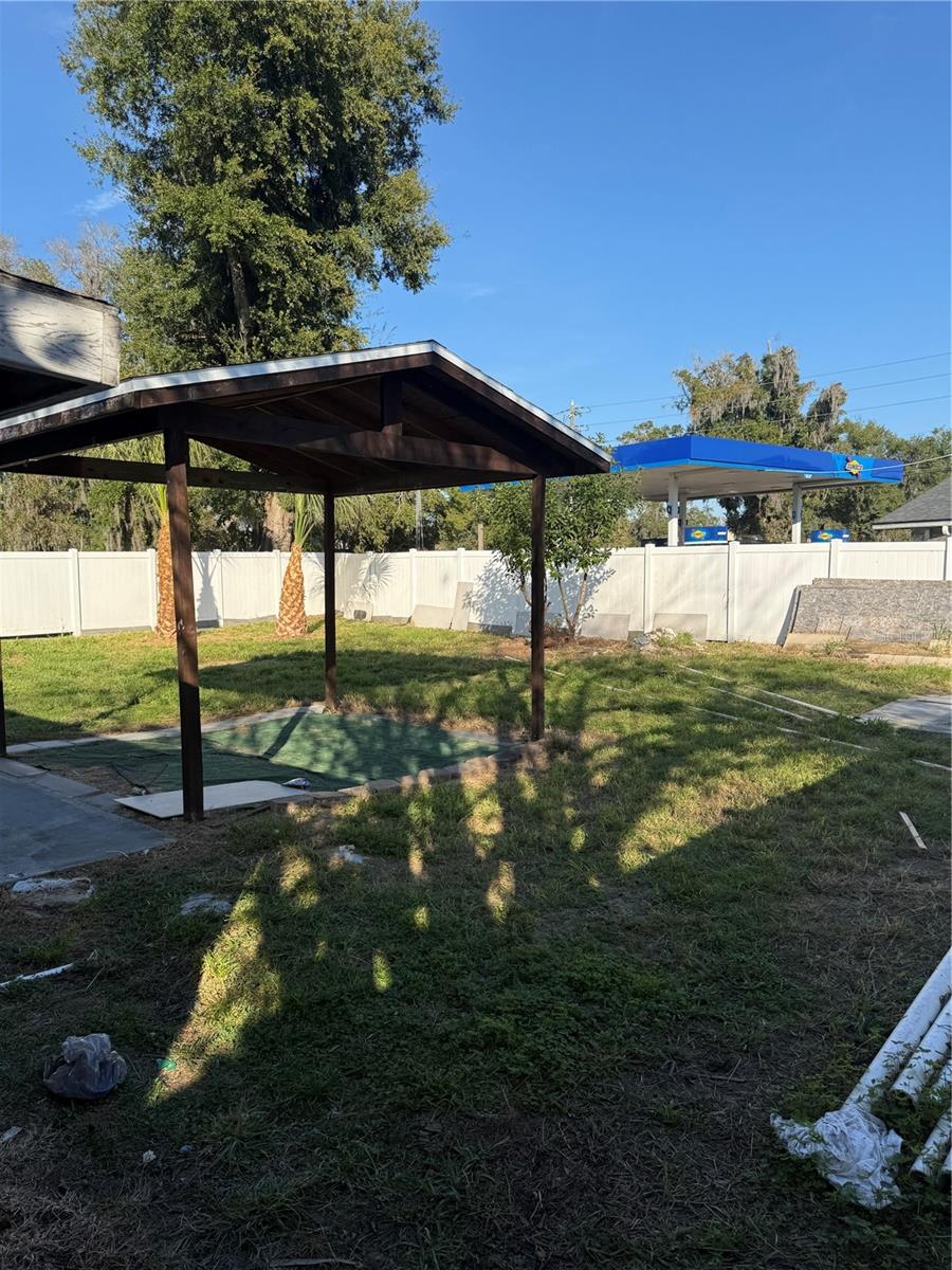 PARADISE HEIGHTS FIRST ADD - Residential Lease