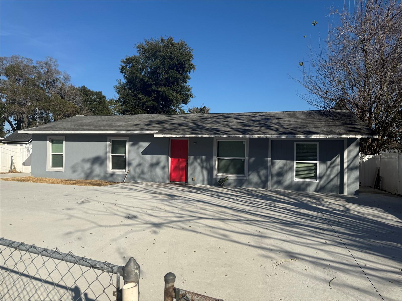 PARADISE HEIGHTS FIRST ADD - Residential Lease