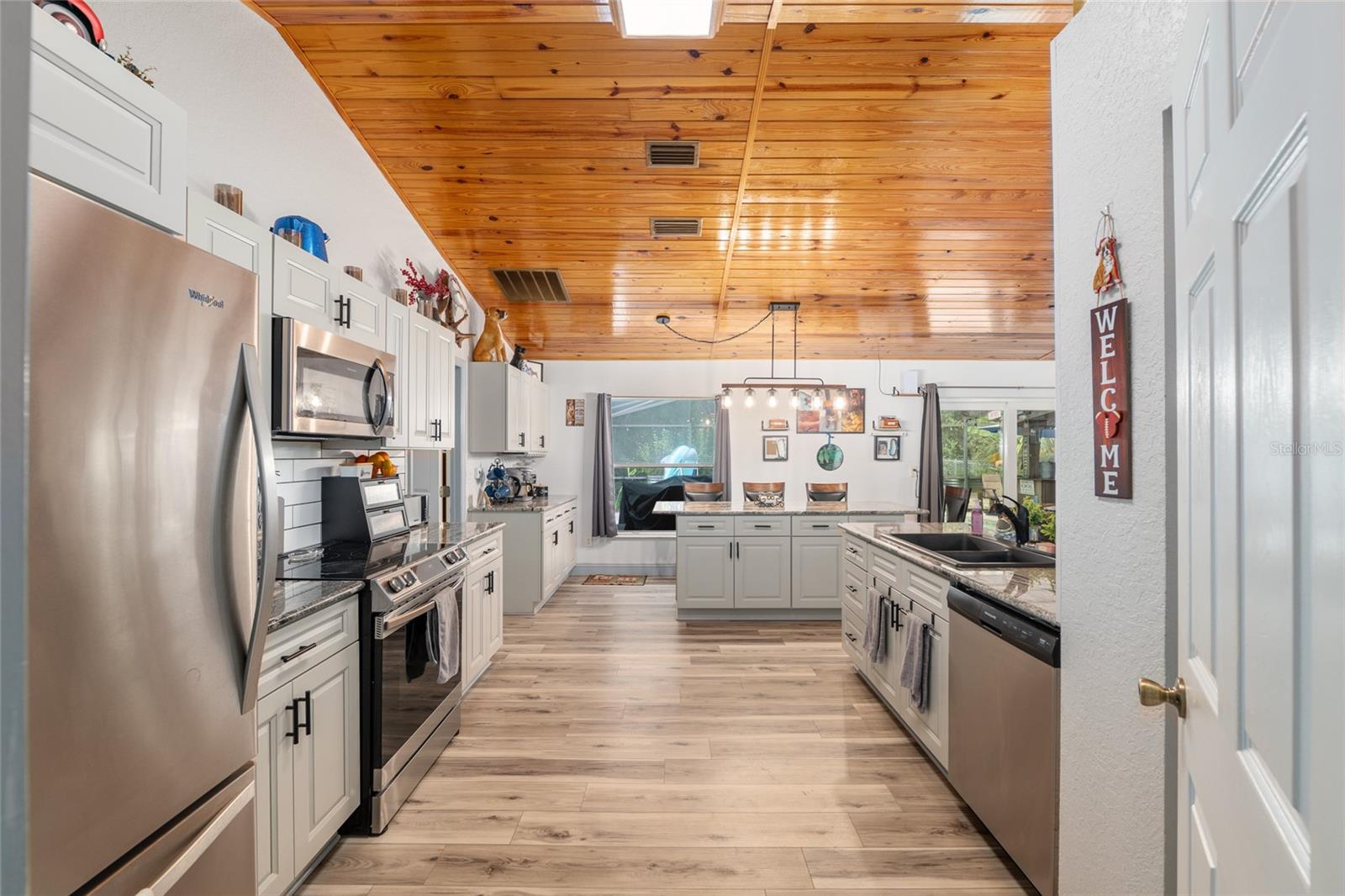 SILVER SPGS SHORES UN 36 - Residential