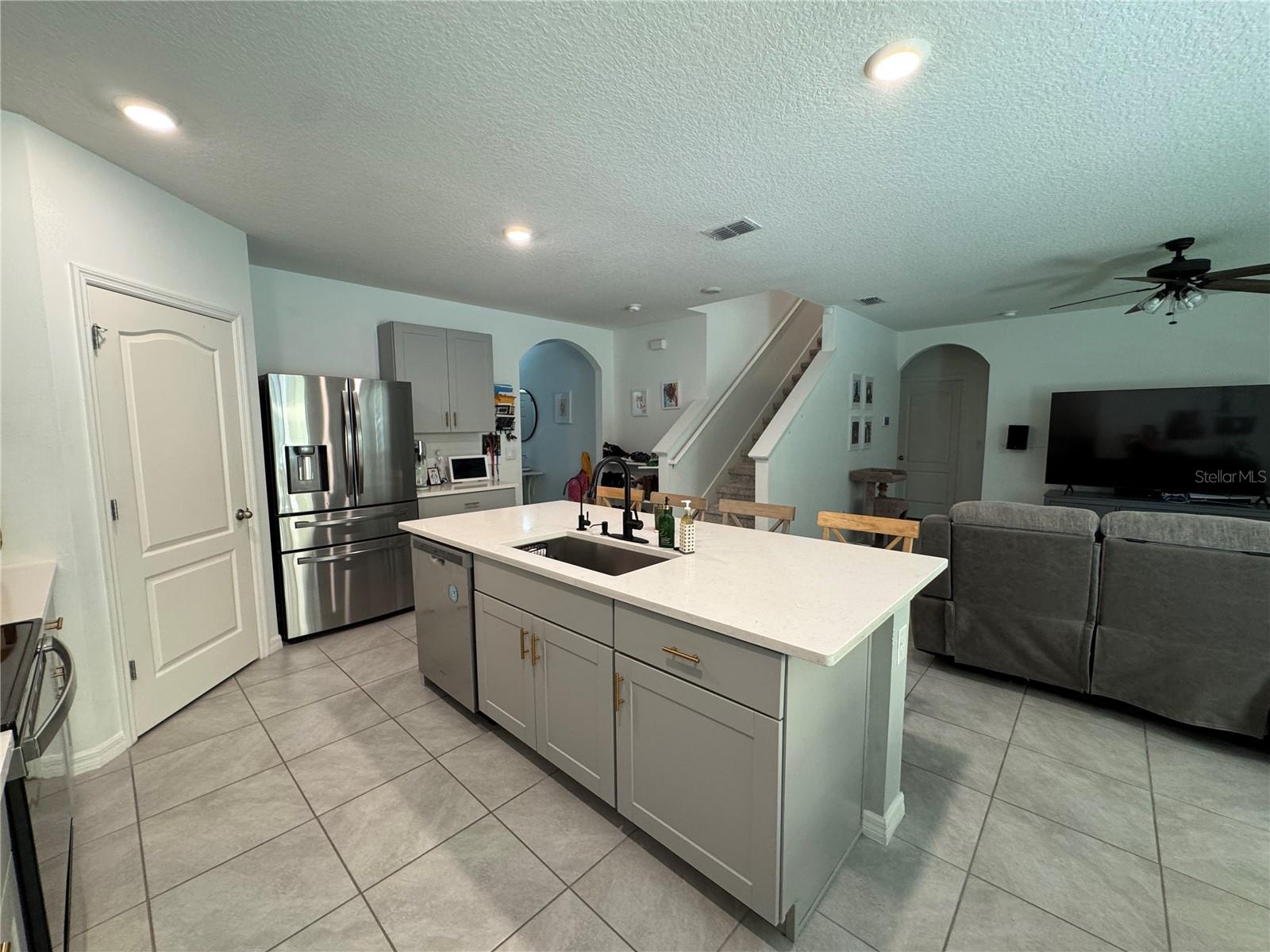 VICTORIA OAKS PH A - Residential