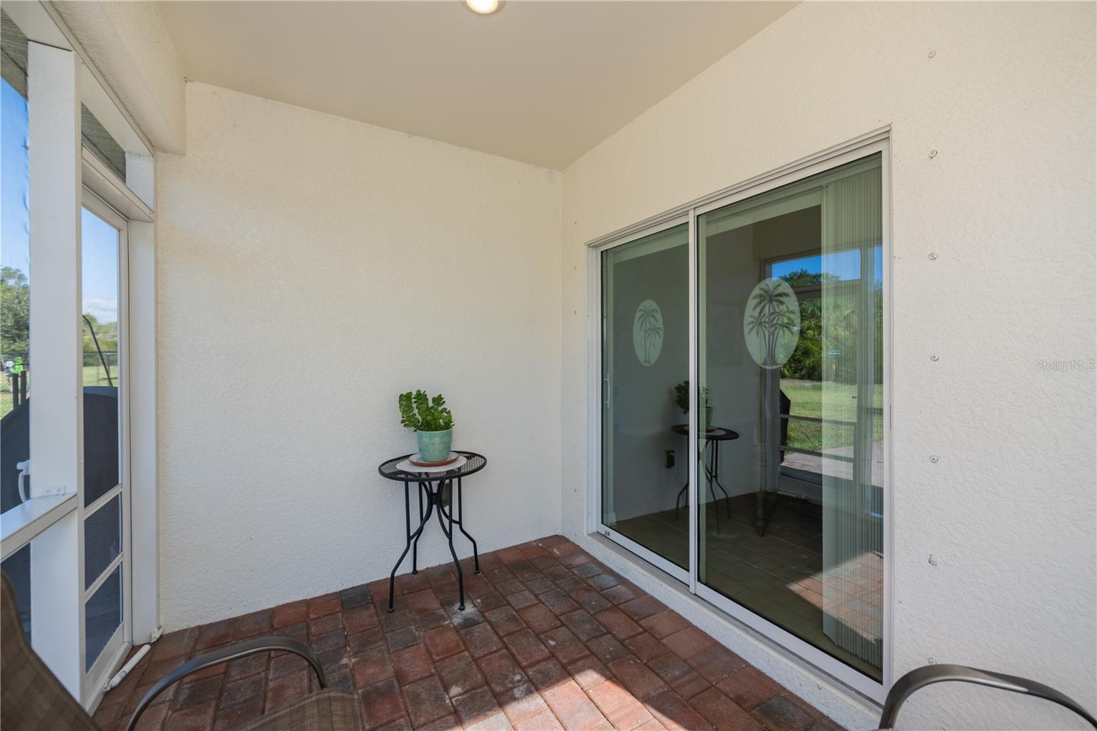 RIVER CLUB - Residential