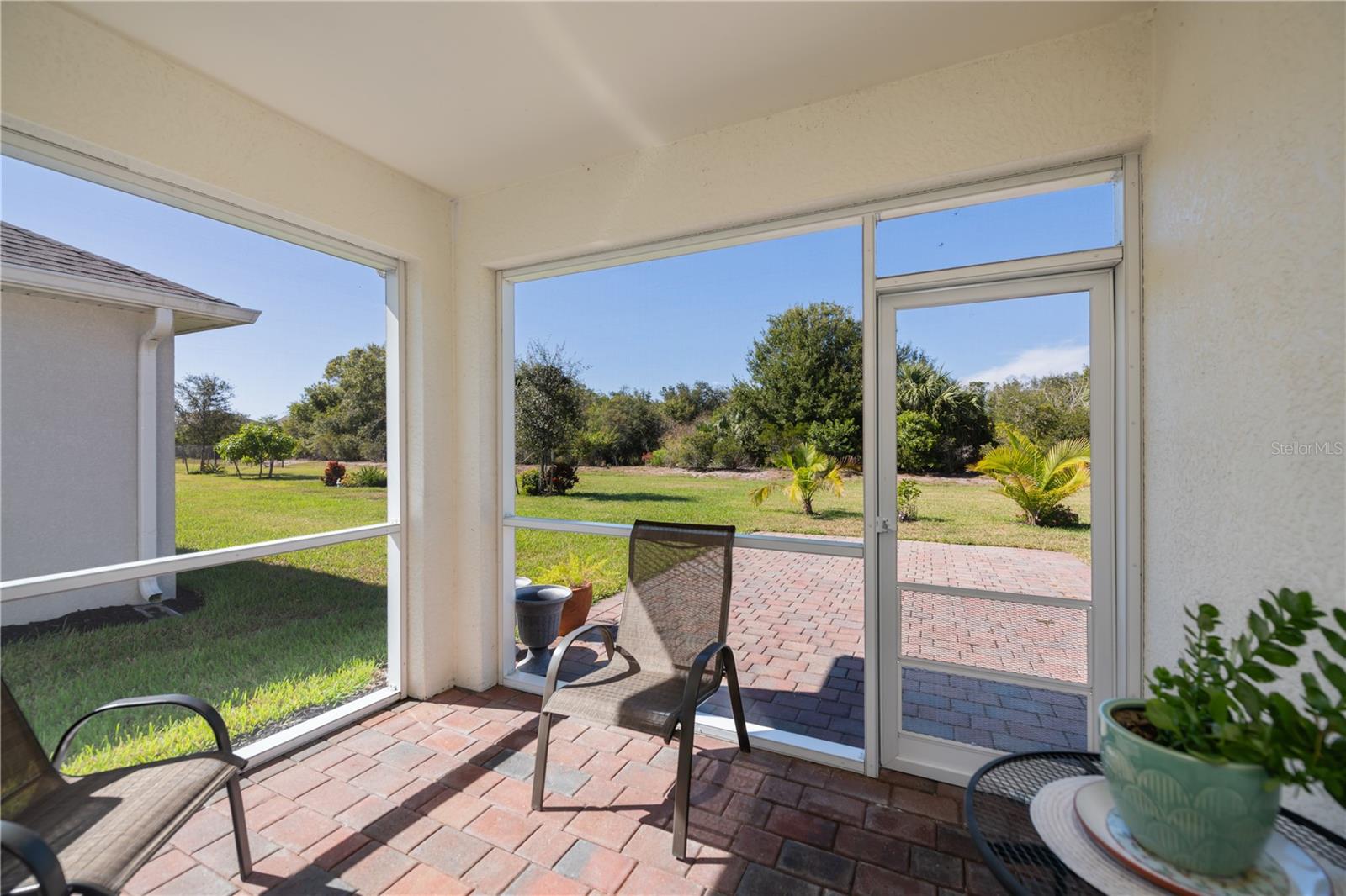 RIVER CLUB - Residential