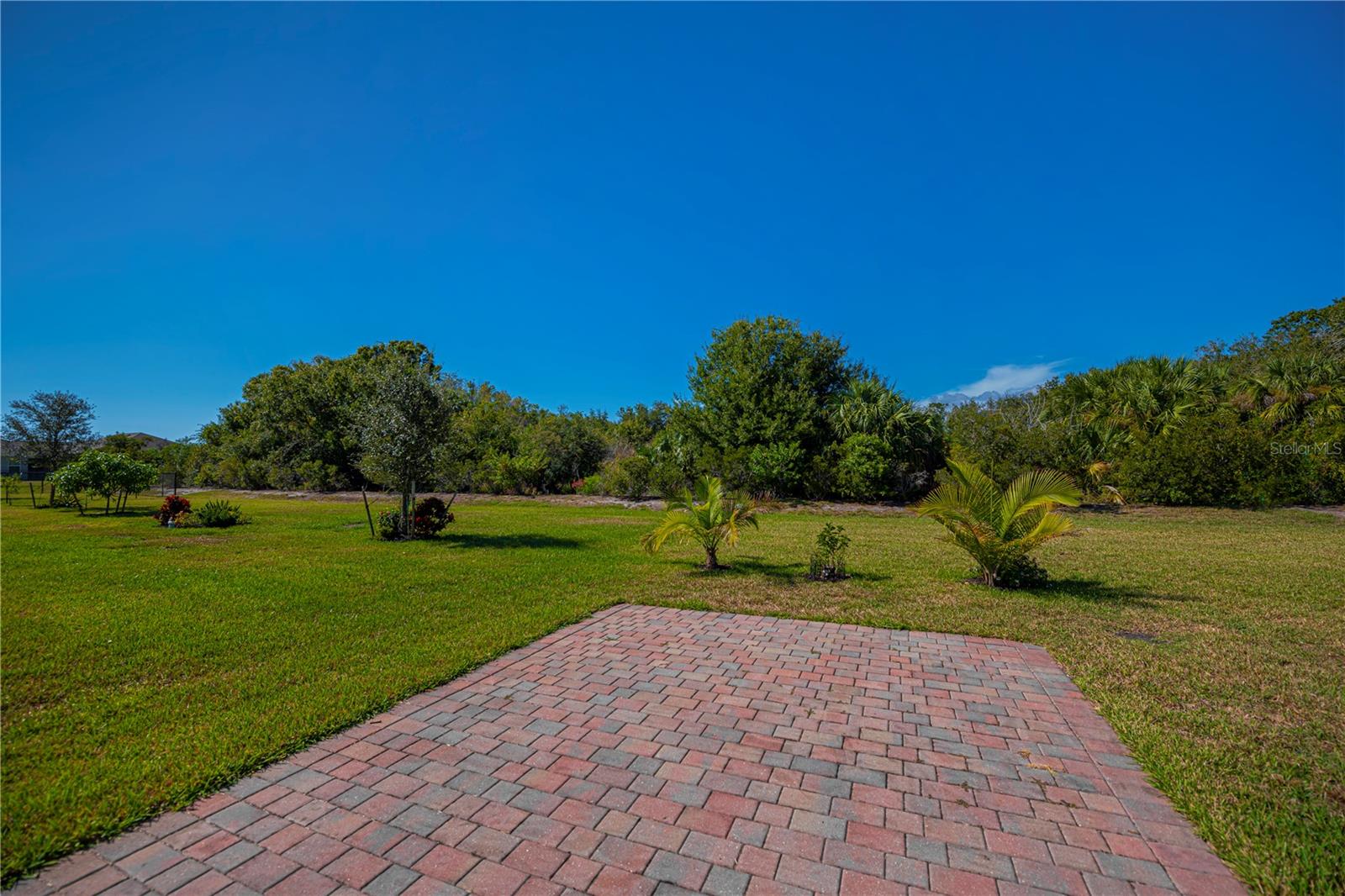 RIVER CLUB - Residential