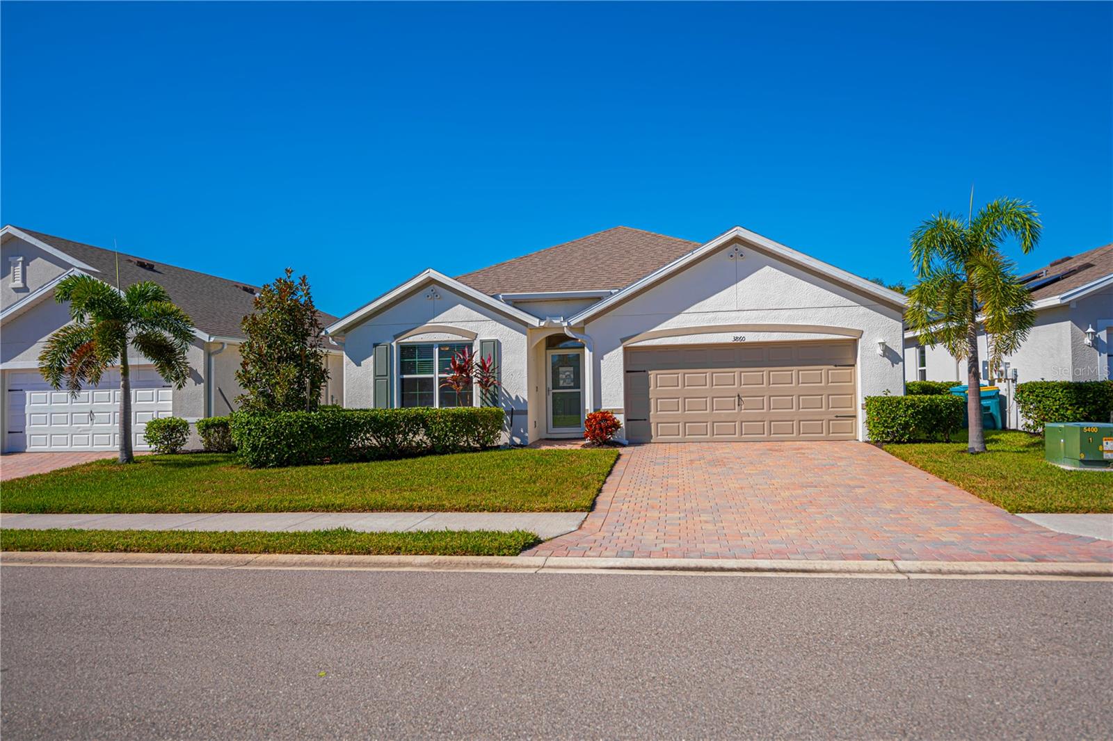 RIVER CLUB - Residential