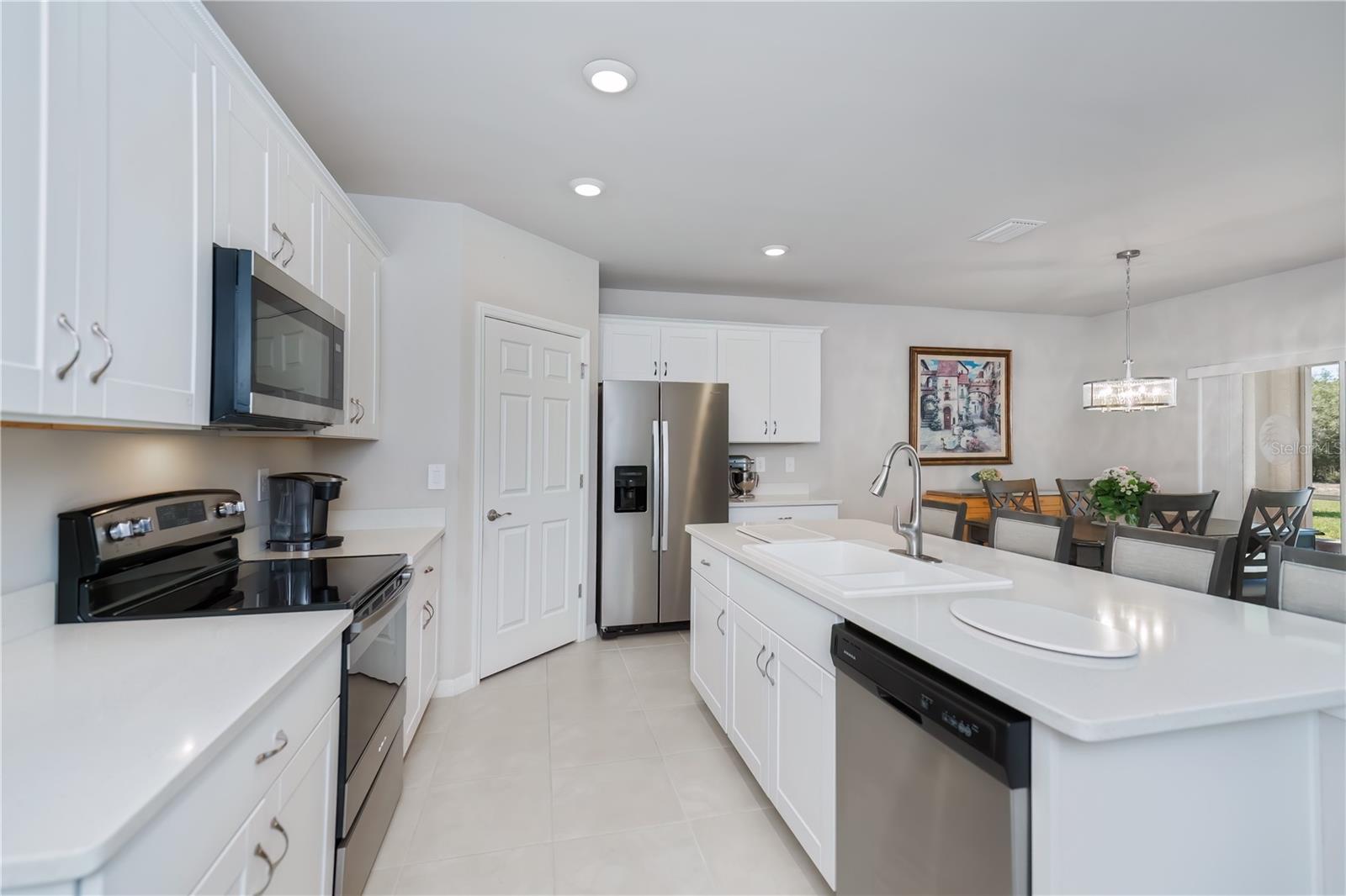 RIVER CLUB - Residential