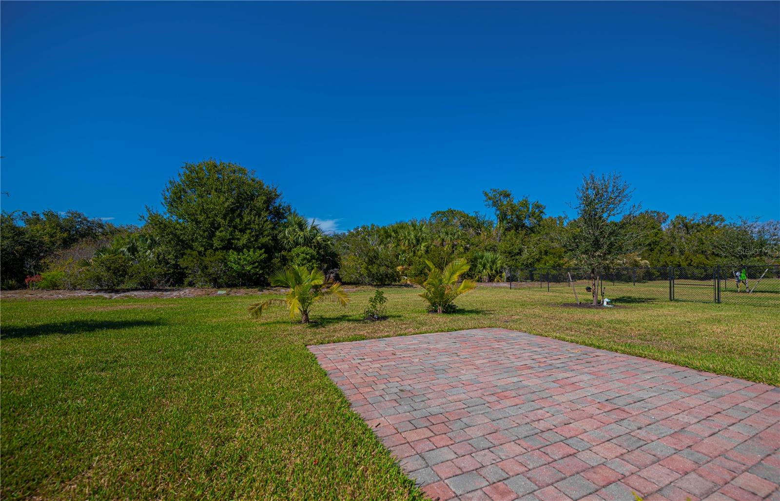 RIVER CLUB - Residential