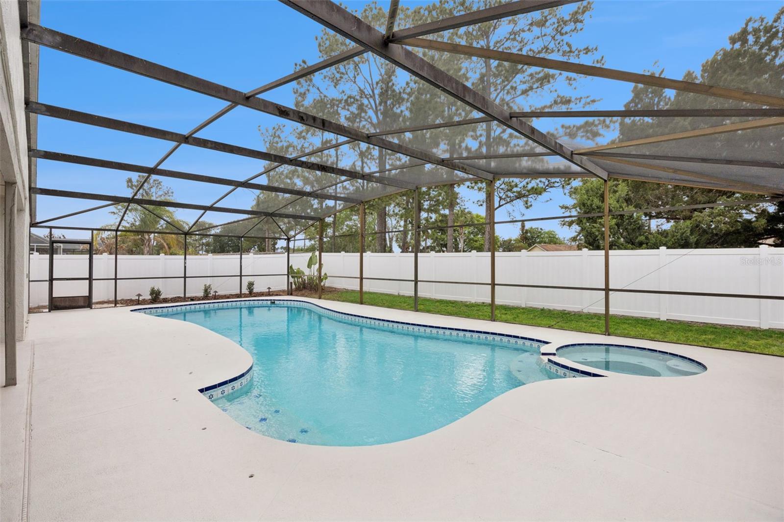 WATERFORD LAKES TR N08 - Residential