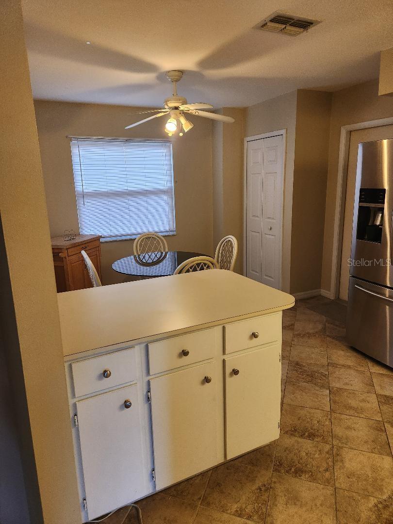 1626 WILLOW RUN