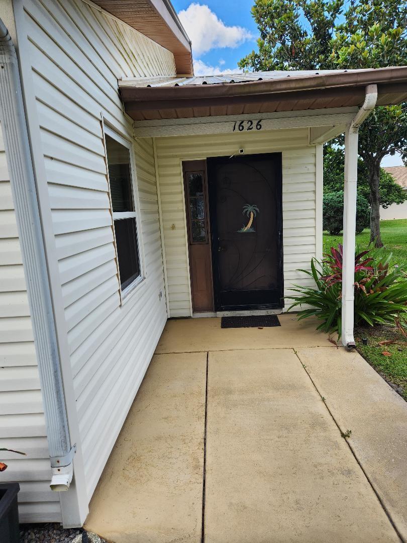 1626 WILLOW RUN