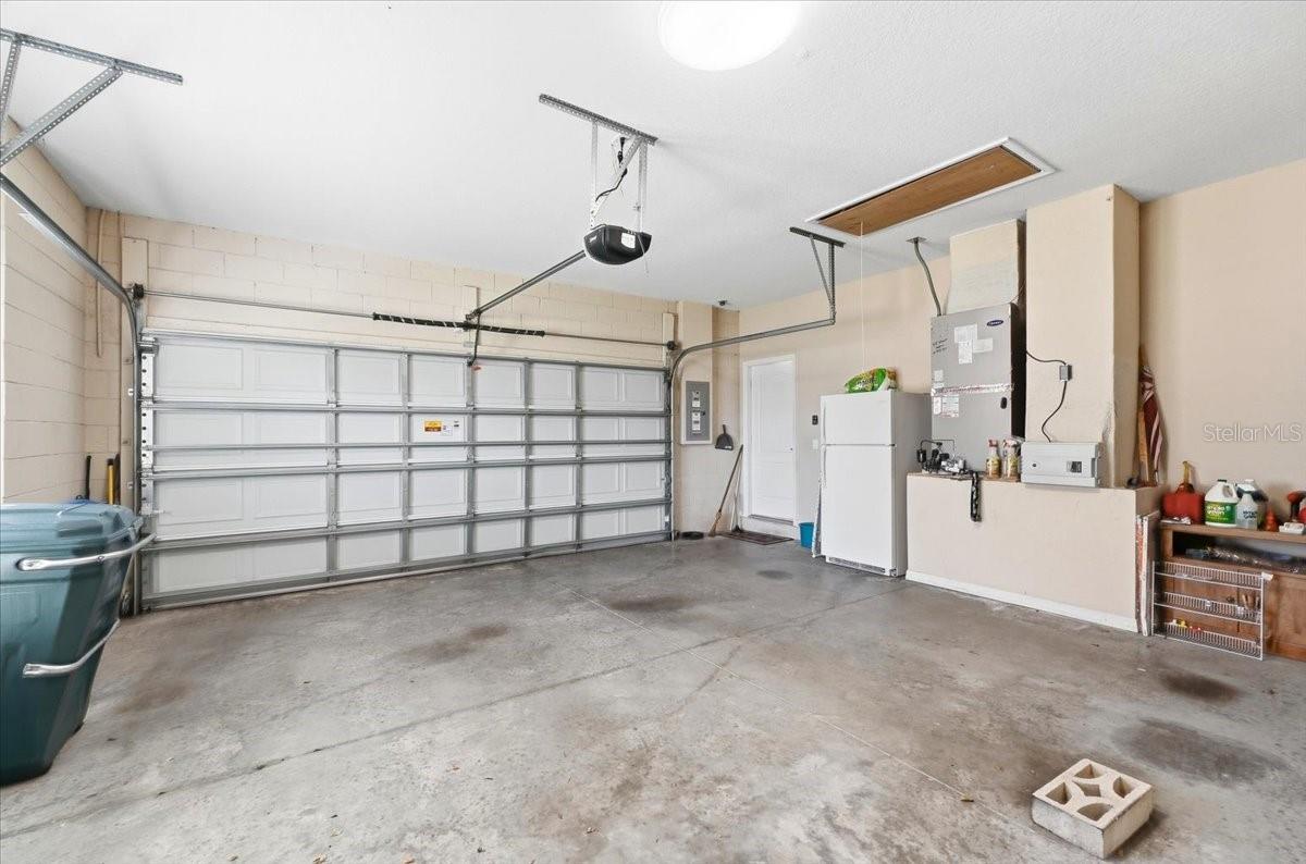 TRADITIONS PH 1 - Residential