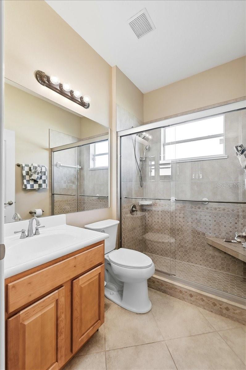 TRADITIONS PH 1 - Residential