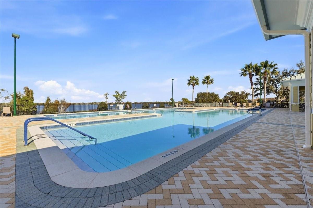 TRADITIONS PH 1 - Residential