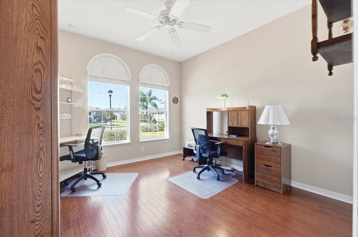 TRADITIONS PH 1 - Residential