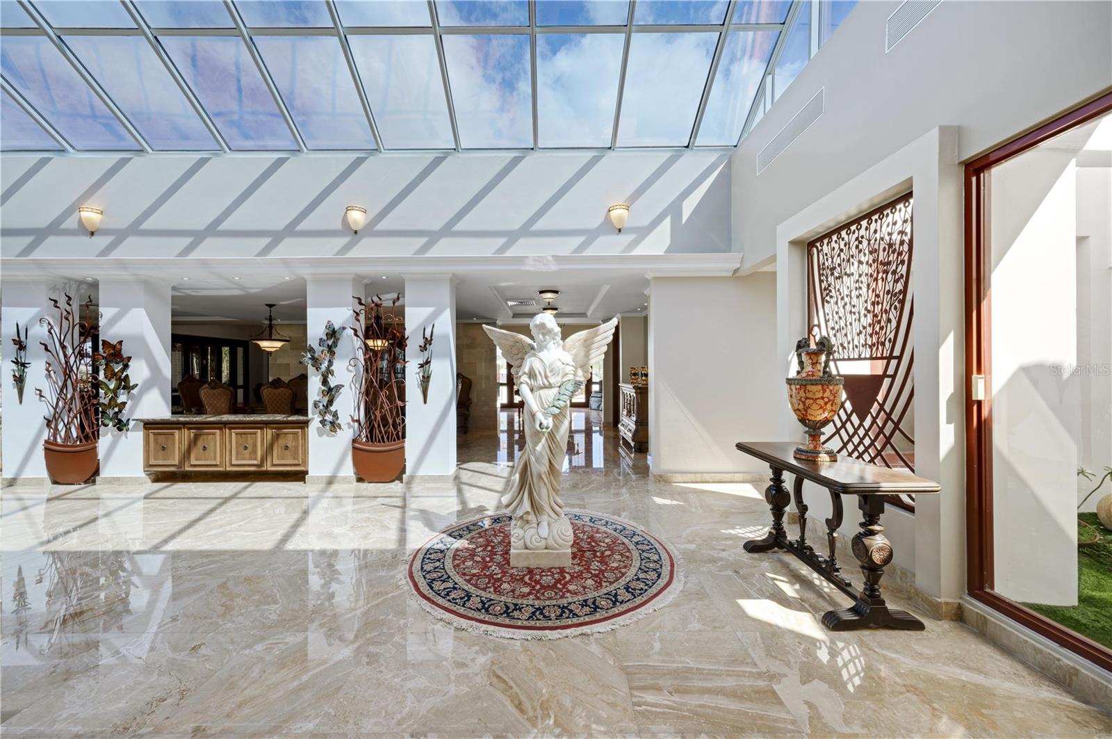 LOS PASEOS DE SAN JUAN - Residential