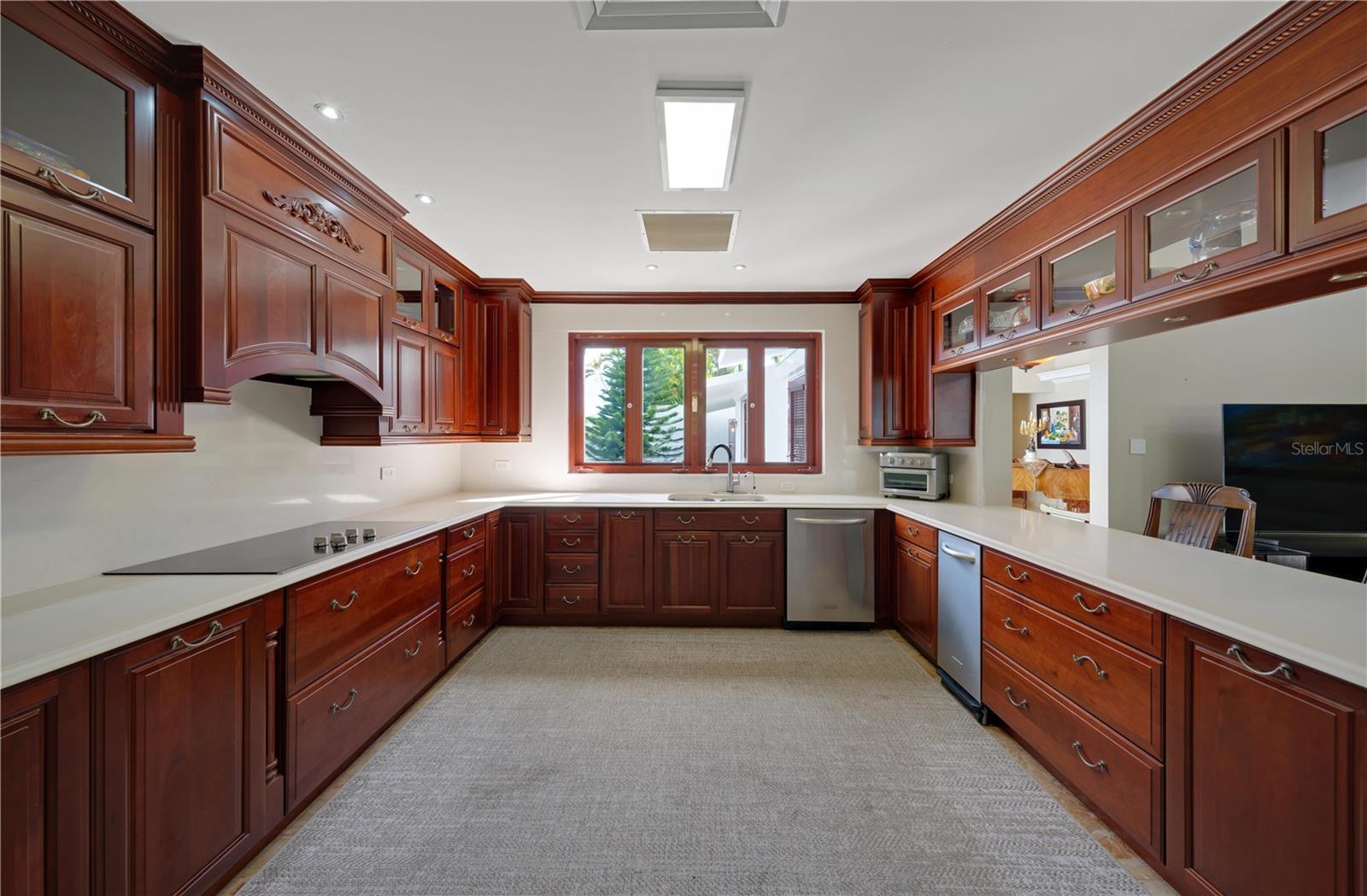 LOS PASEOS DE SAN JUAN - Residential