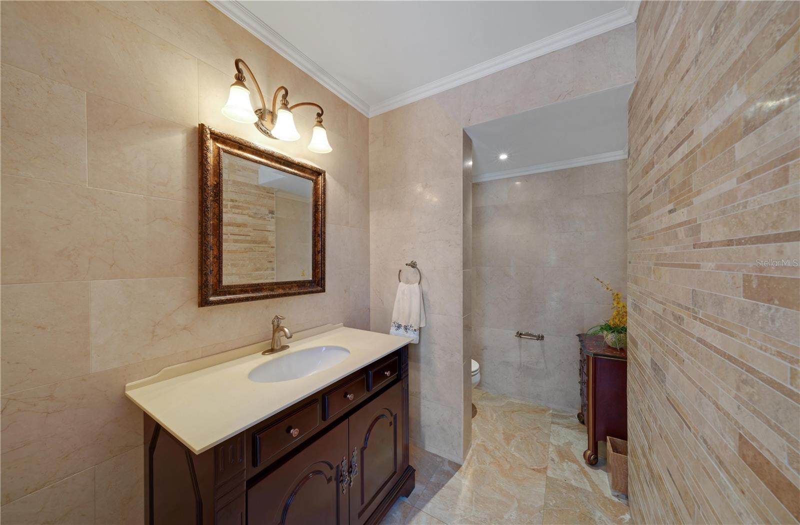 LOS PASEOS DE SAN JUAN - Residential