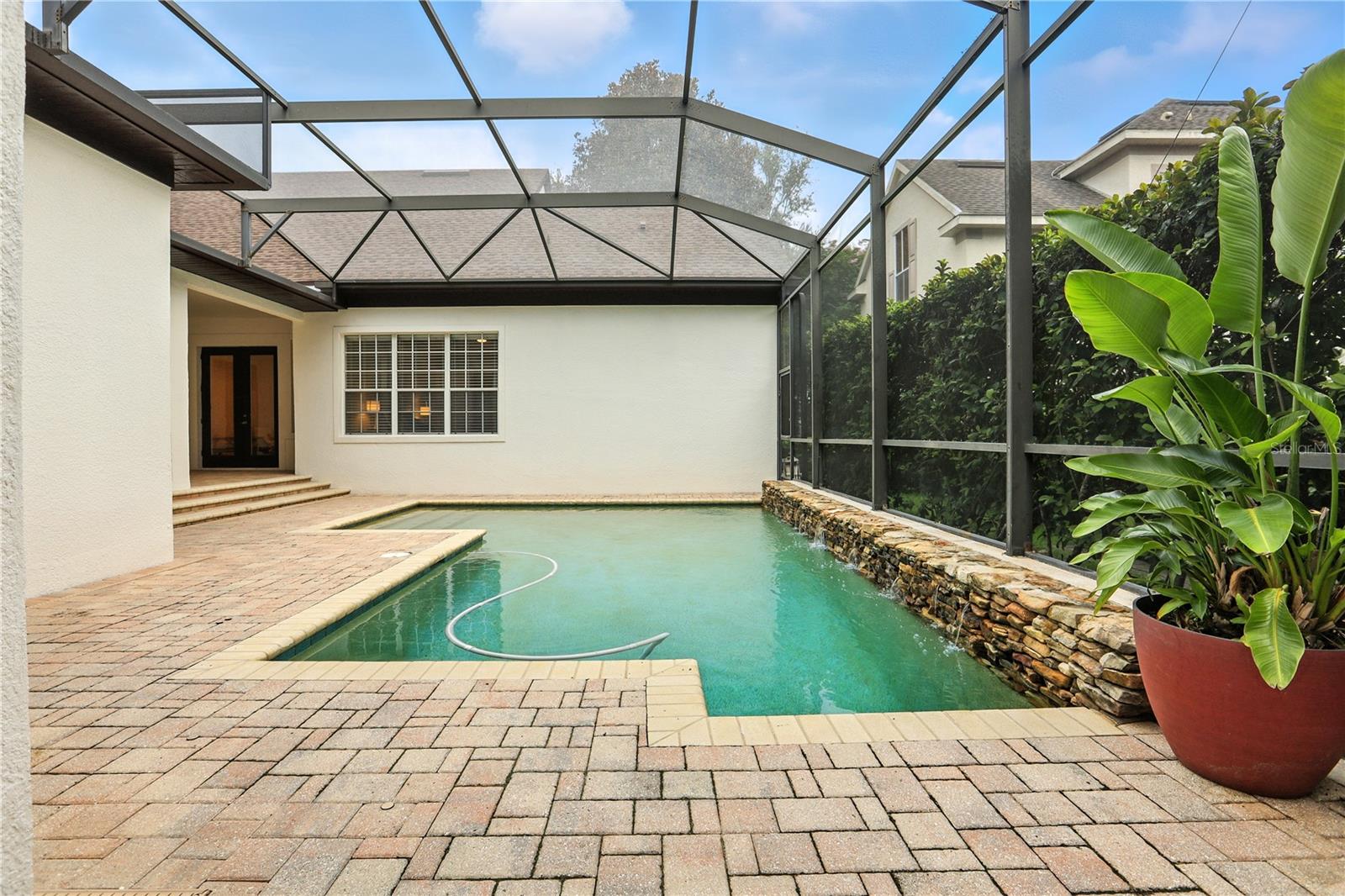 KEENES POINTE - Residential