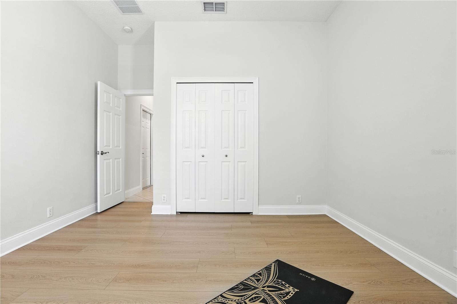 KEENES POINTE - Residential
