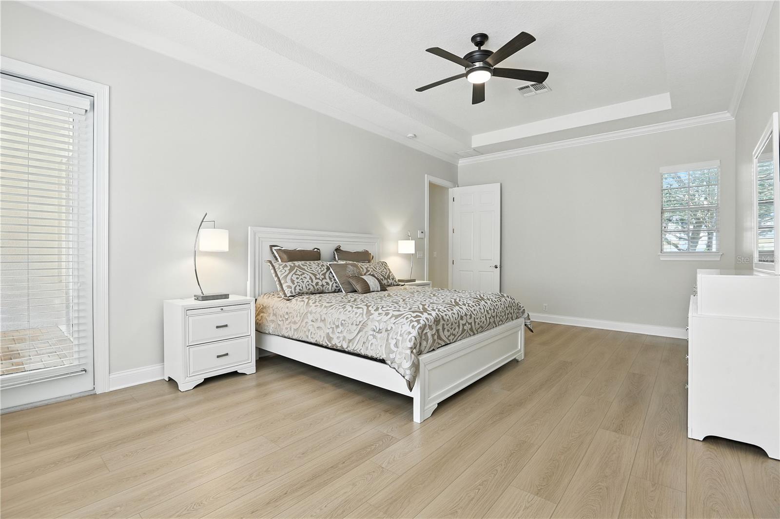 KEENES POINTE - Residential