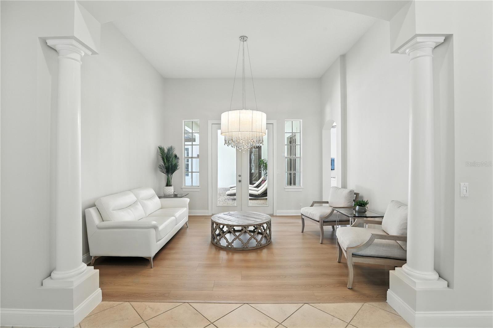 KEENES POINTE - Residential