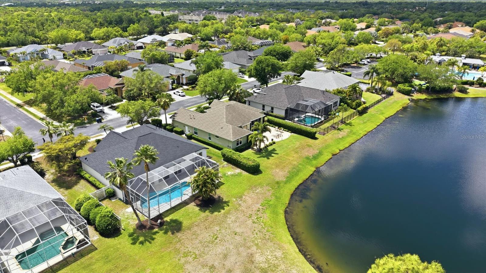 CHARLESTON POINTE PH A AT UNIV PLACE - Residential