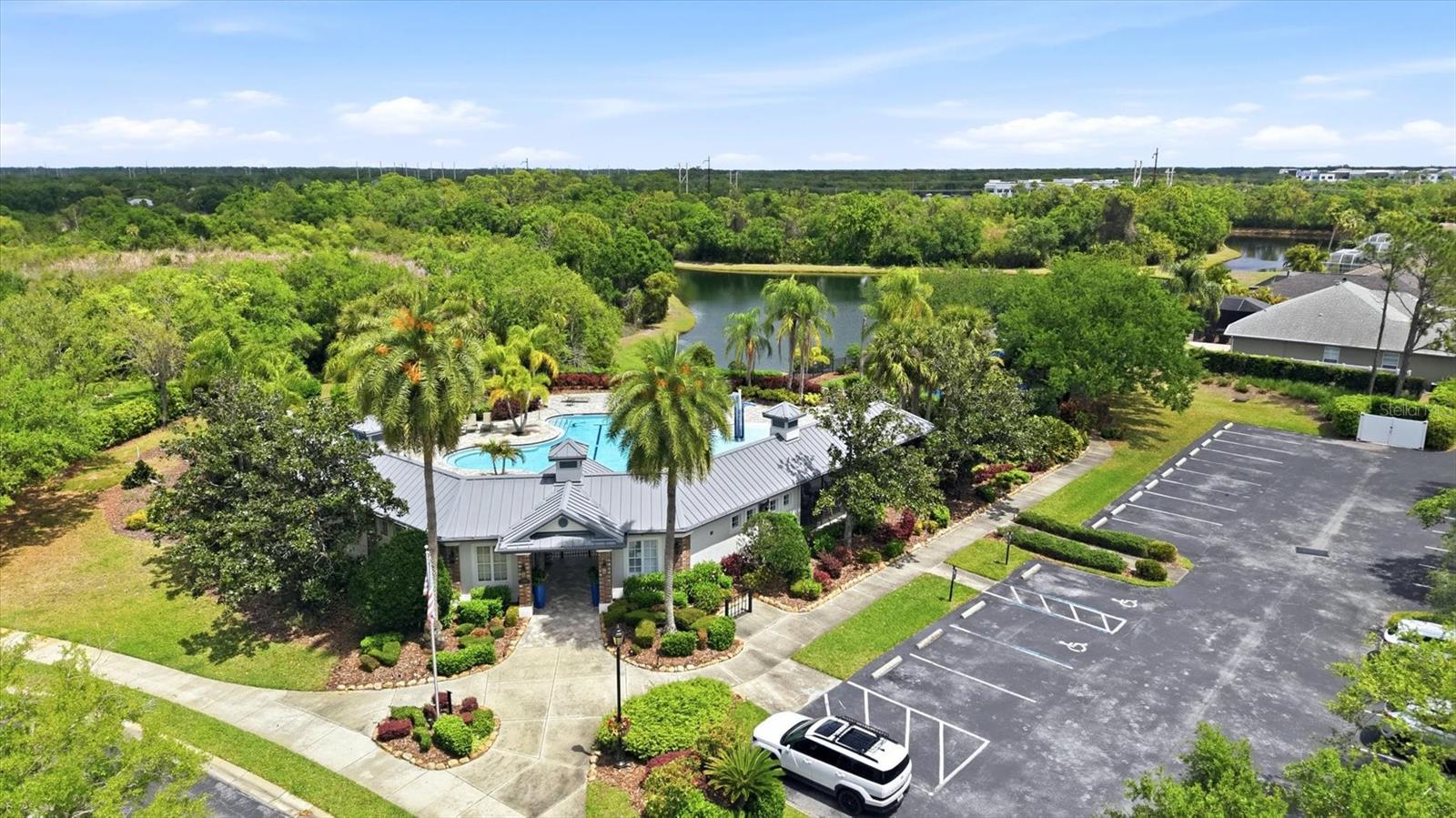 CHARLESTON POINTE PH A AT UNIV PLACE - Residential