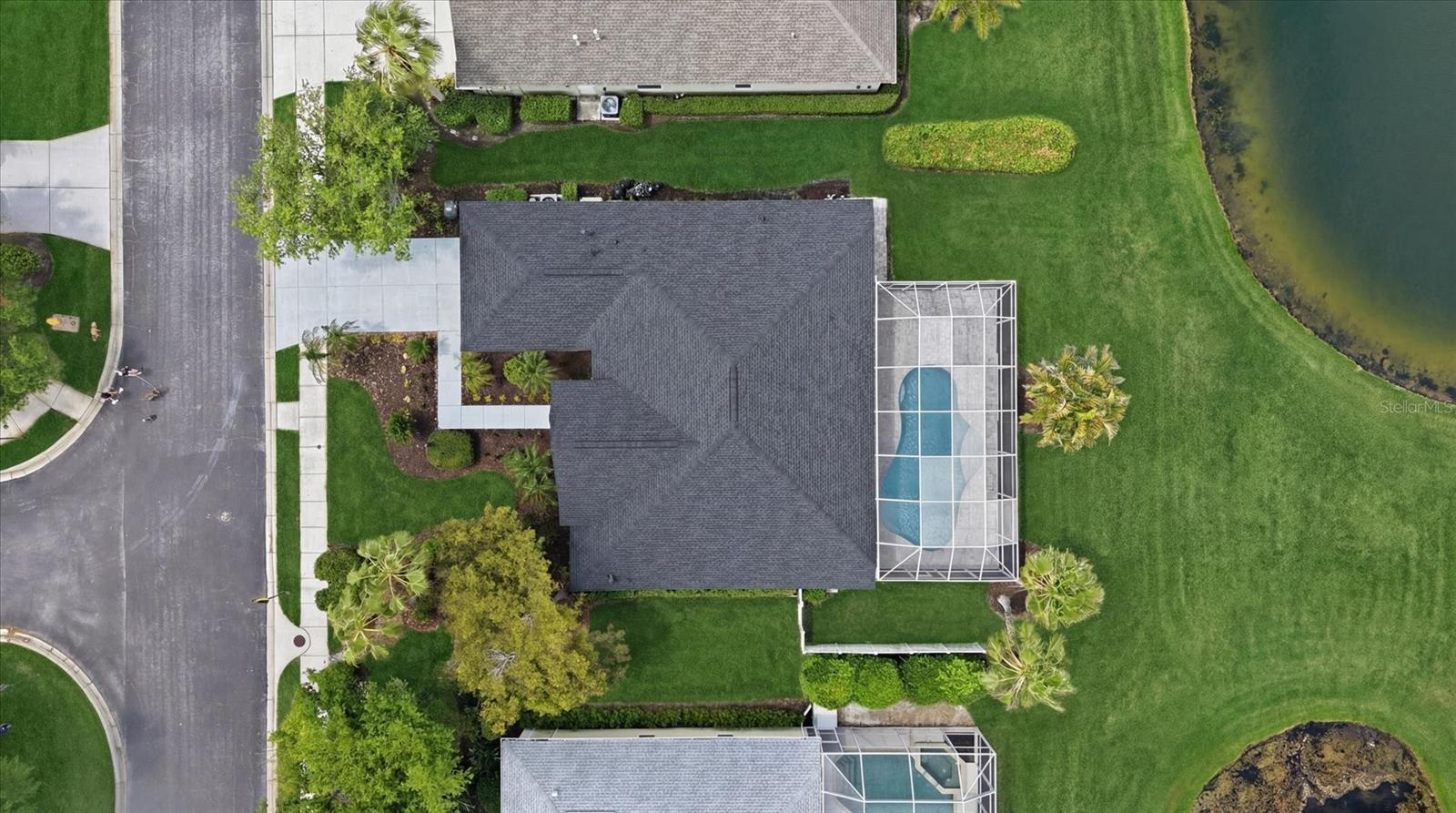 CHARLESTON POINTE PH A AT UNIV PLACE - Residential