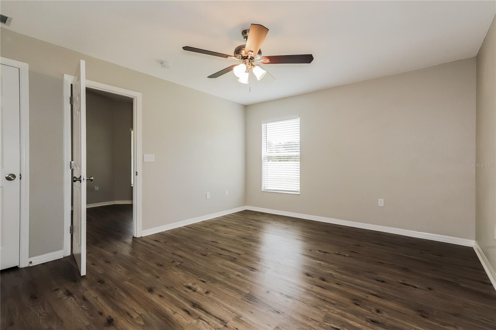 ENCLAVE AT IMPERIAL LAKES - Residential