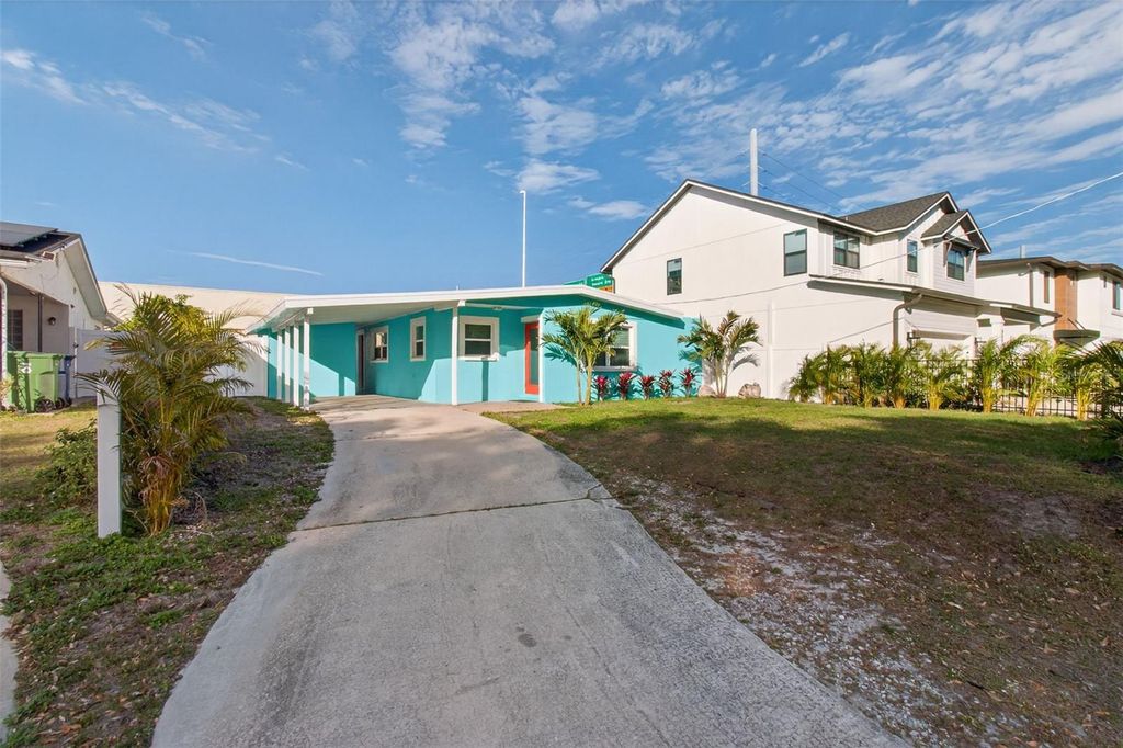 Photo of 3117 W La Salle Street, Tampa, FL 33607 (MLS # TB8471114)