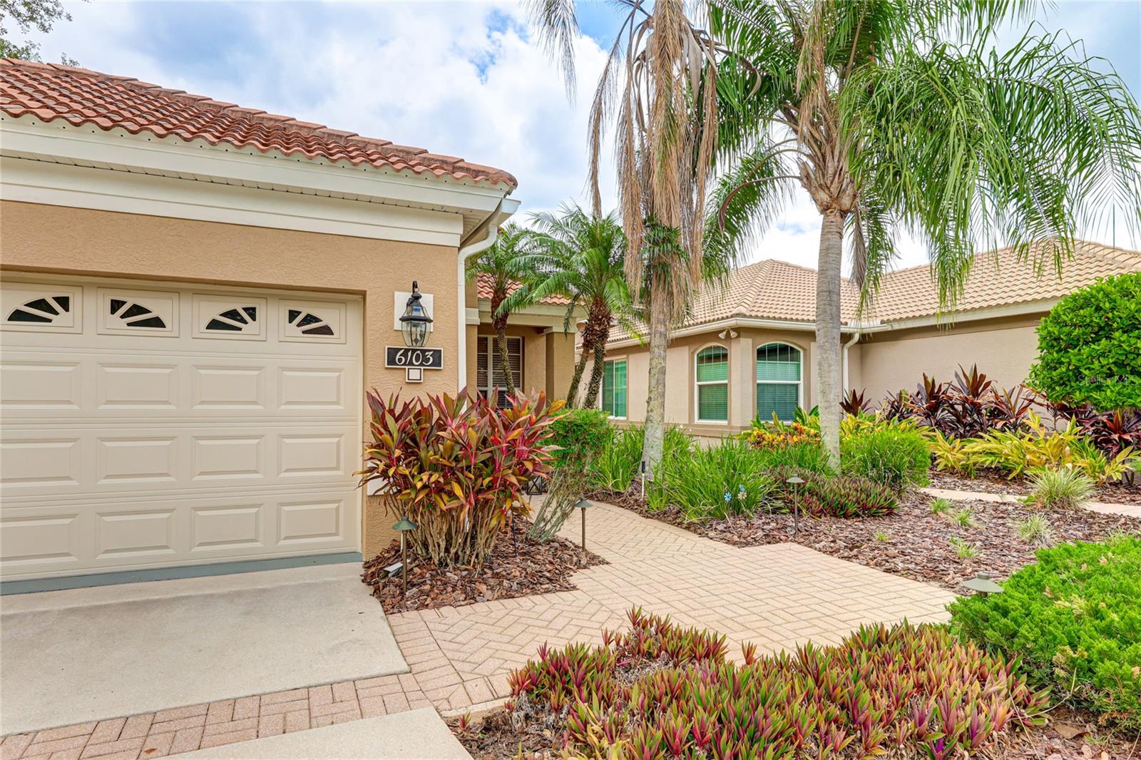6103 AVIARY COURT