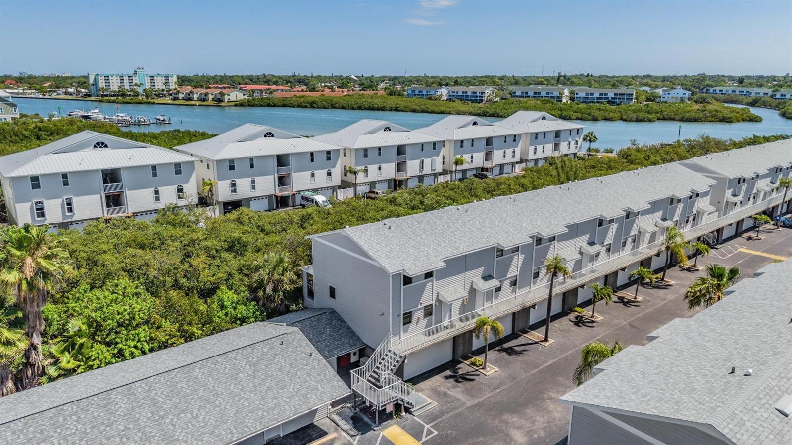 SEA SHELL OF INDIAN SHORES - Residential