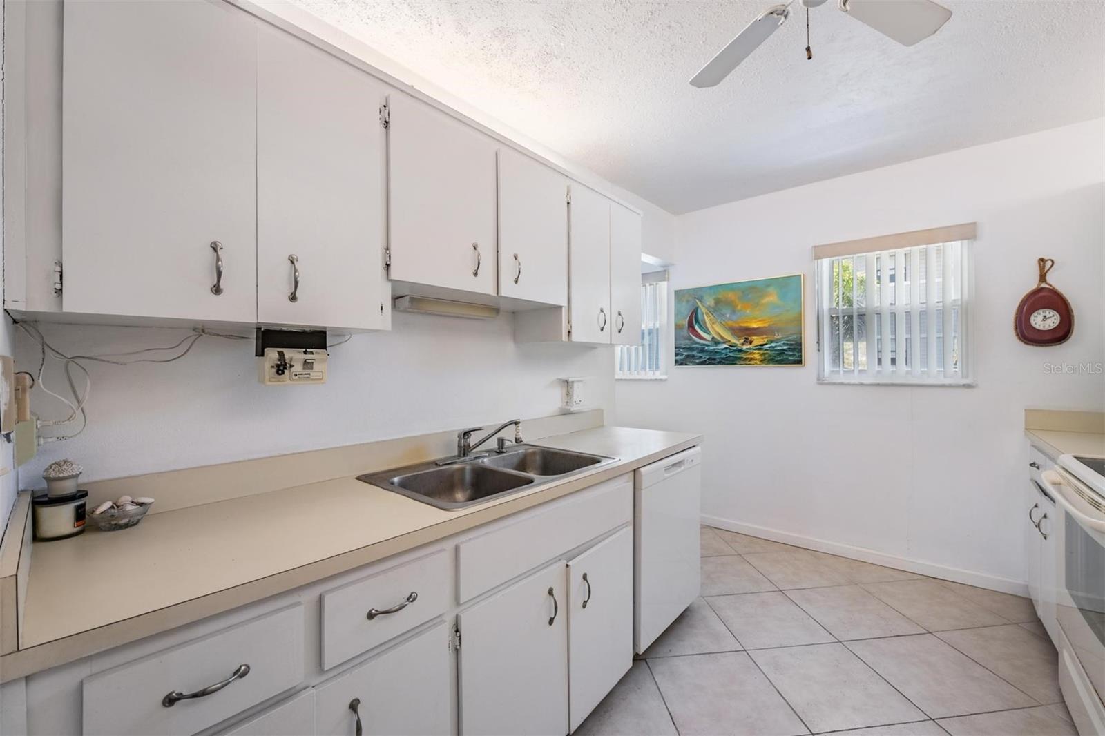 SEA SHELL OF INDIAN SHORES - Residential