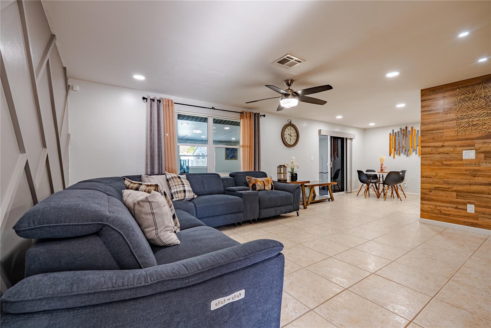 LOGAN GATE VILLG PH III UN 1 - Residential