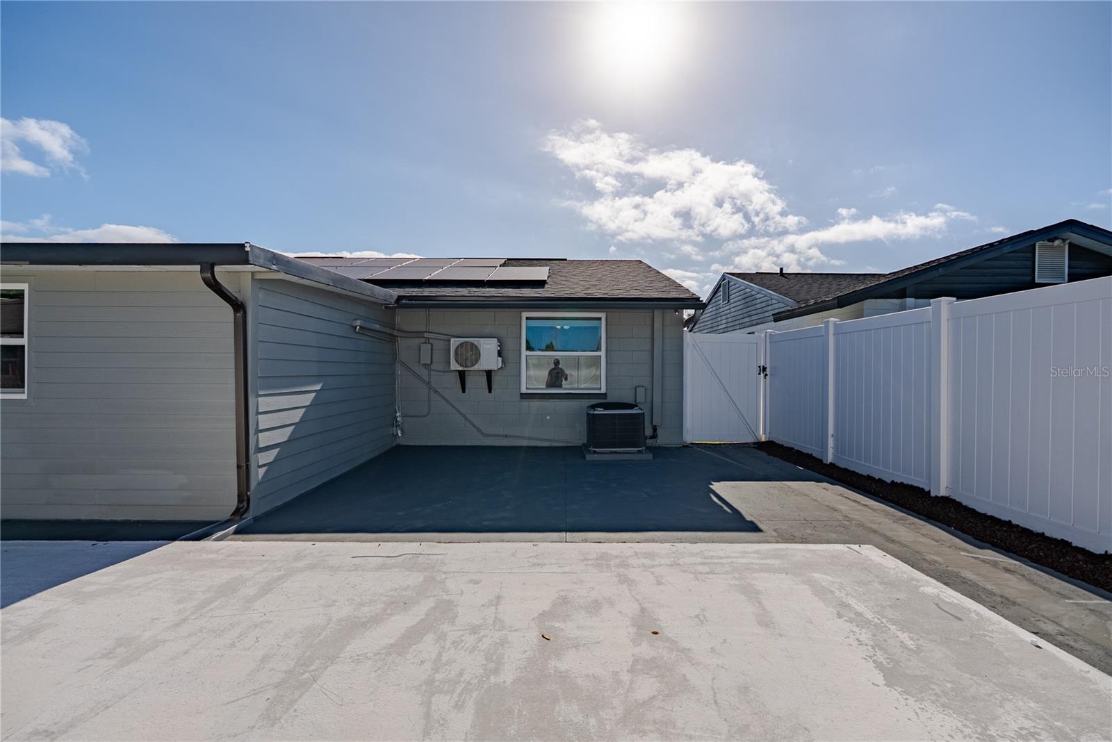 LOGAN GATE VILLG PH III UN 1 - Residential