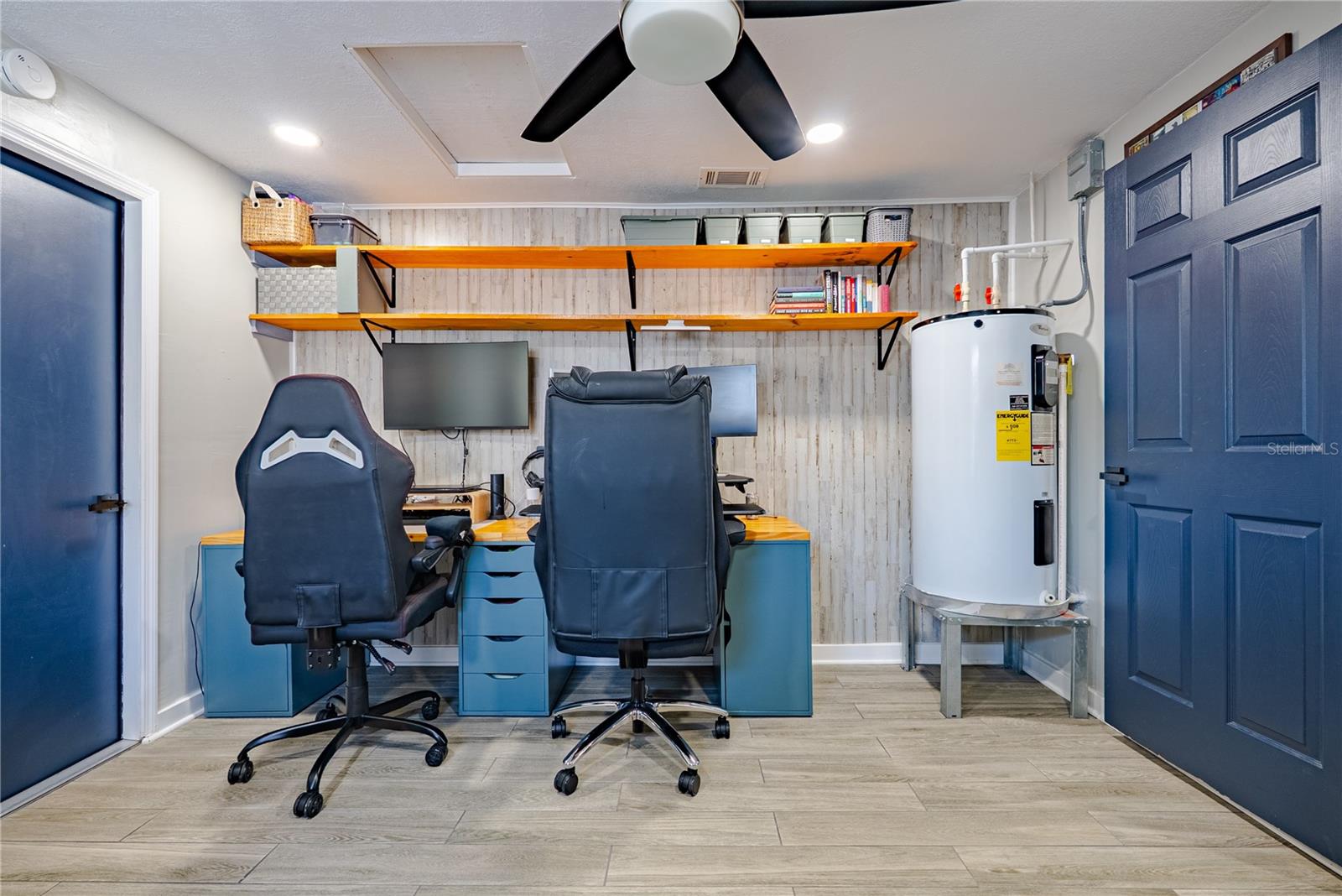 LOGAN GATE VILLG PH III UN 1 - Residential