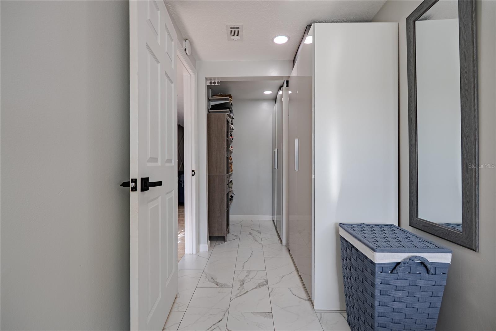 LOGAN GATE VILLG PH III UN 1 - Residential